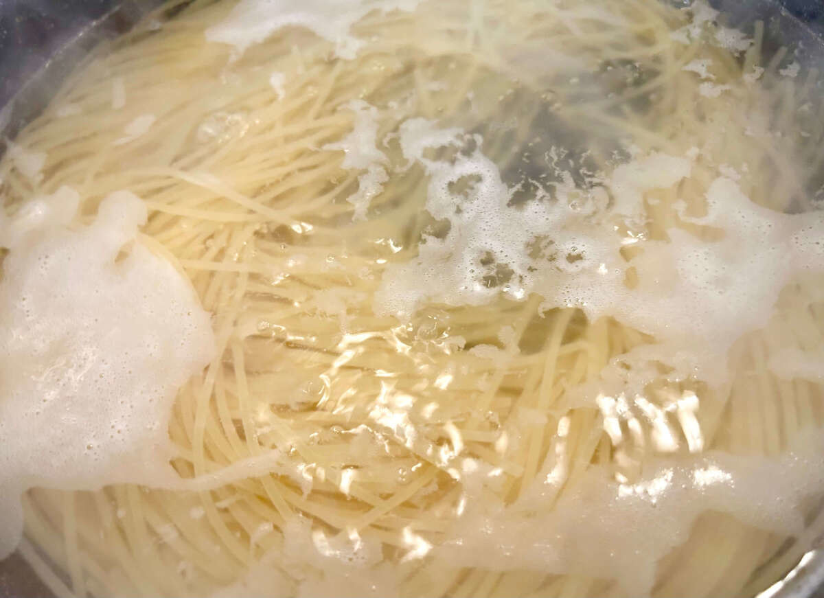 トマトとオクラの冷製パスタ