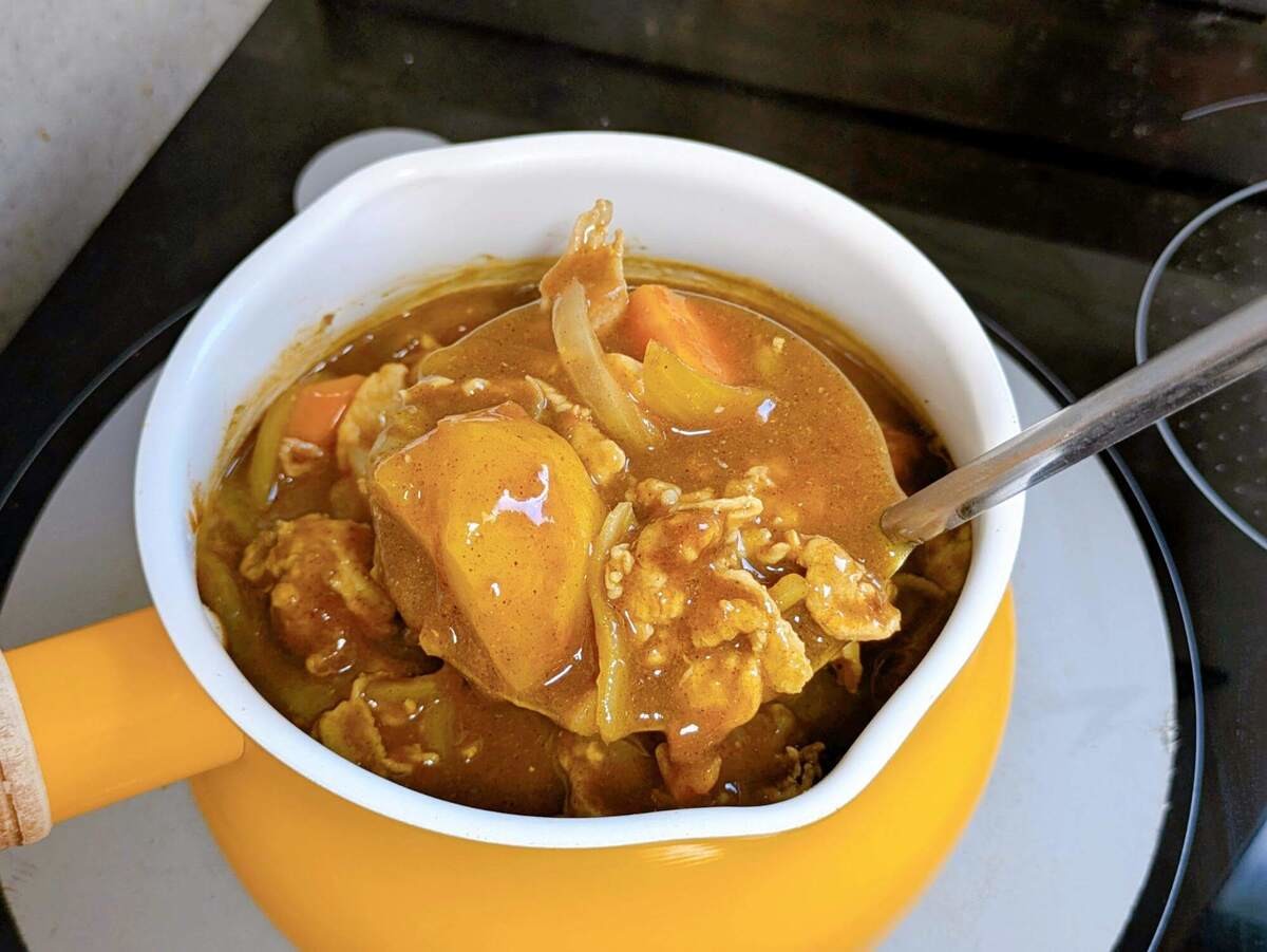 カレーのアクはどうするべき？