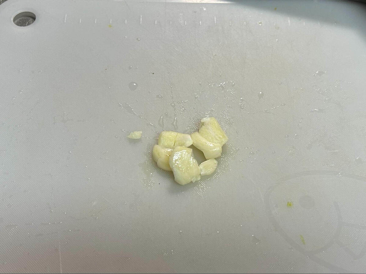 目黒蓮さんをイメージ「グラタン風アスパラとにんにくのチーズ焼き」