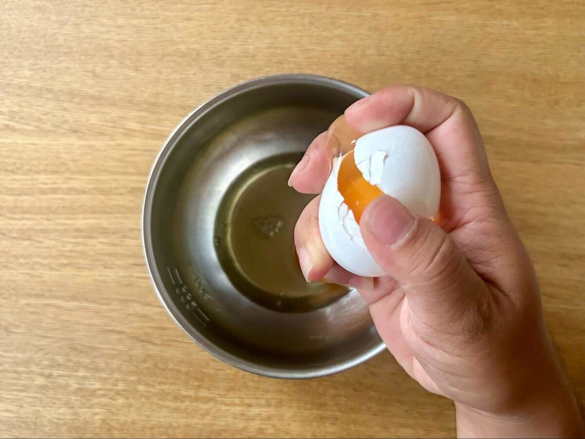 食品業界の大手企業が教える卵の割り方