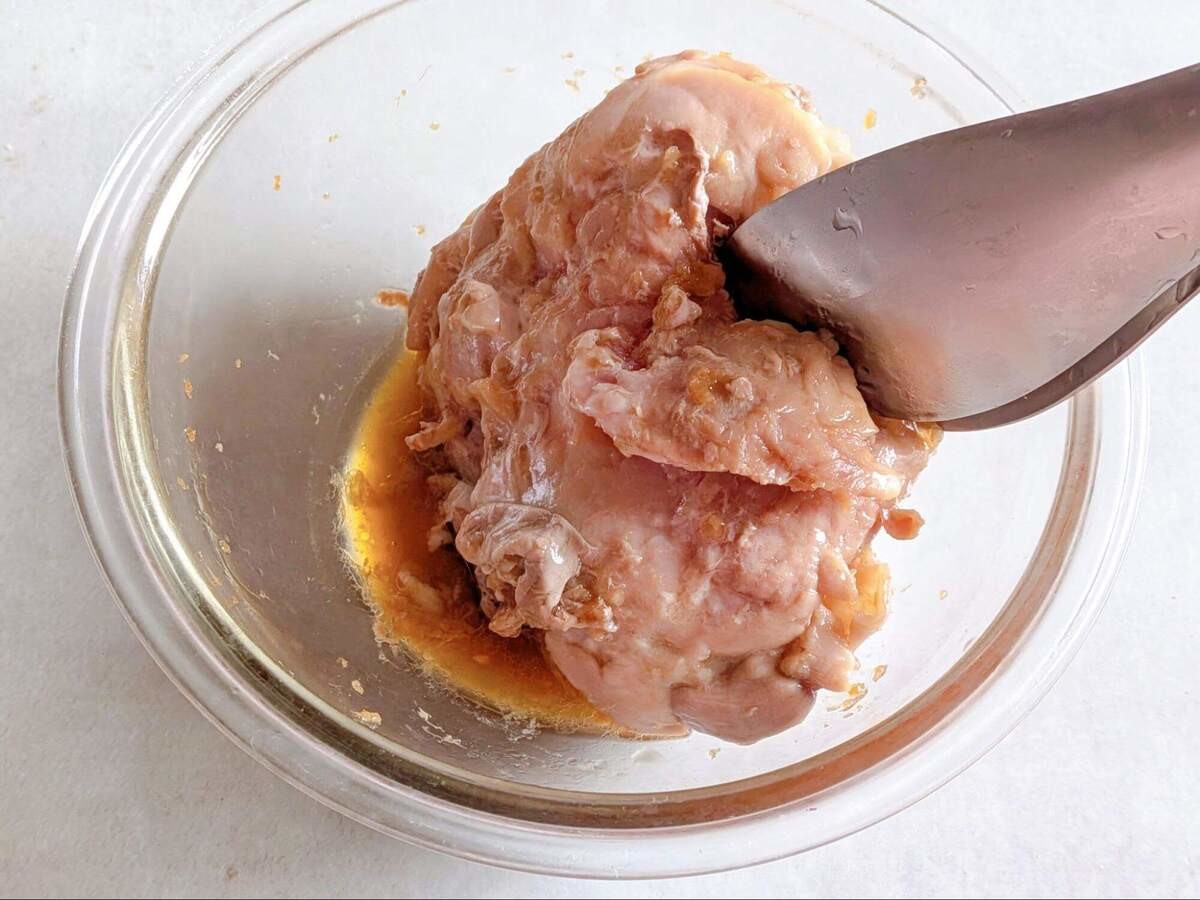山本ゆりさん「解凍不要！レンジで鶏チャーシュー」のレシピ
