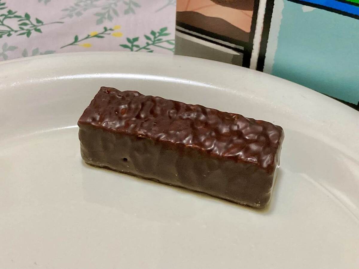 【ファミマがチョコだらけ2025】全11種から9種を食べ比べ！