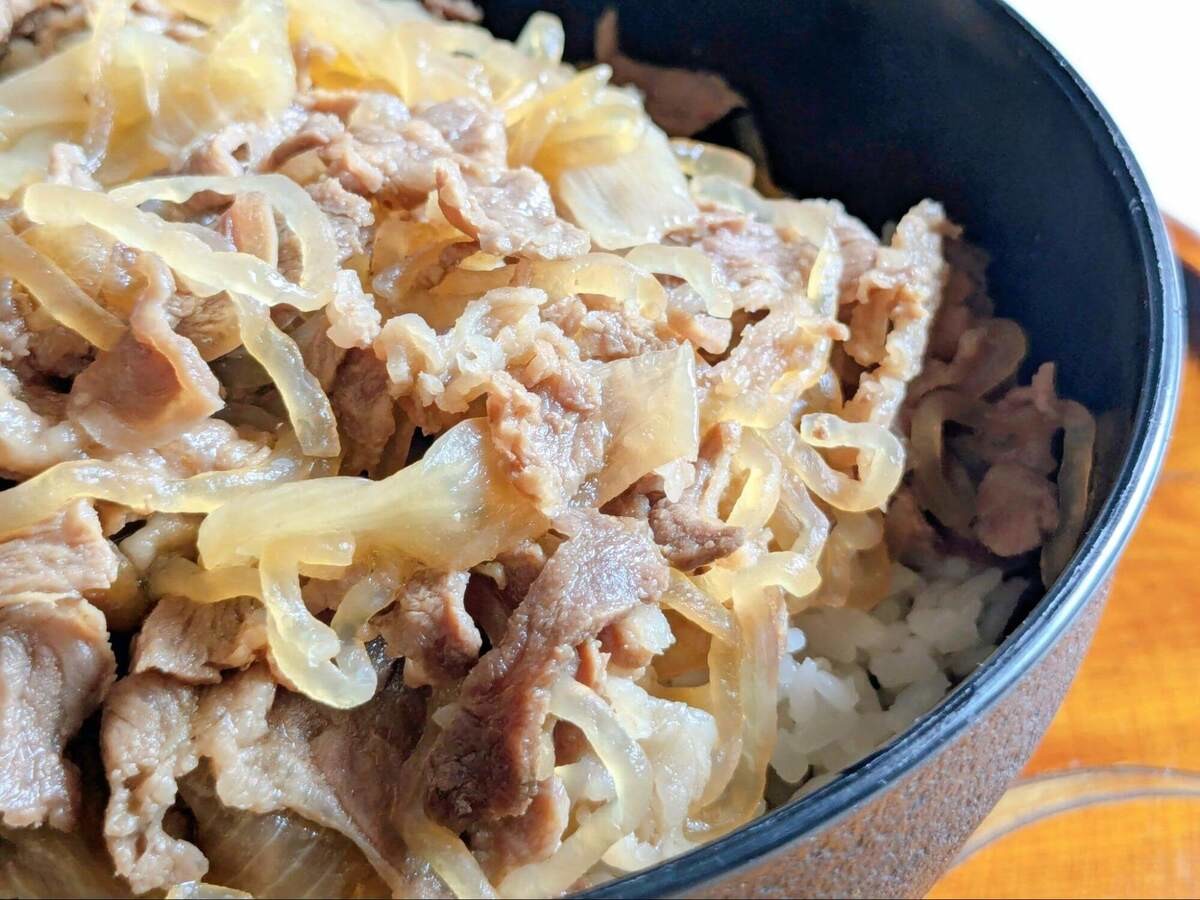 ロピア「まかない丼」