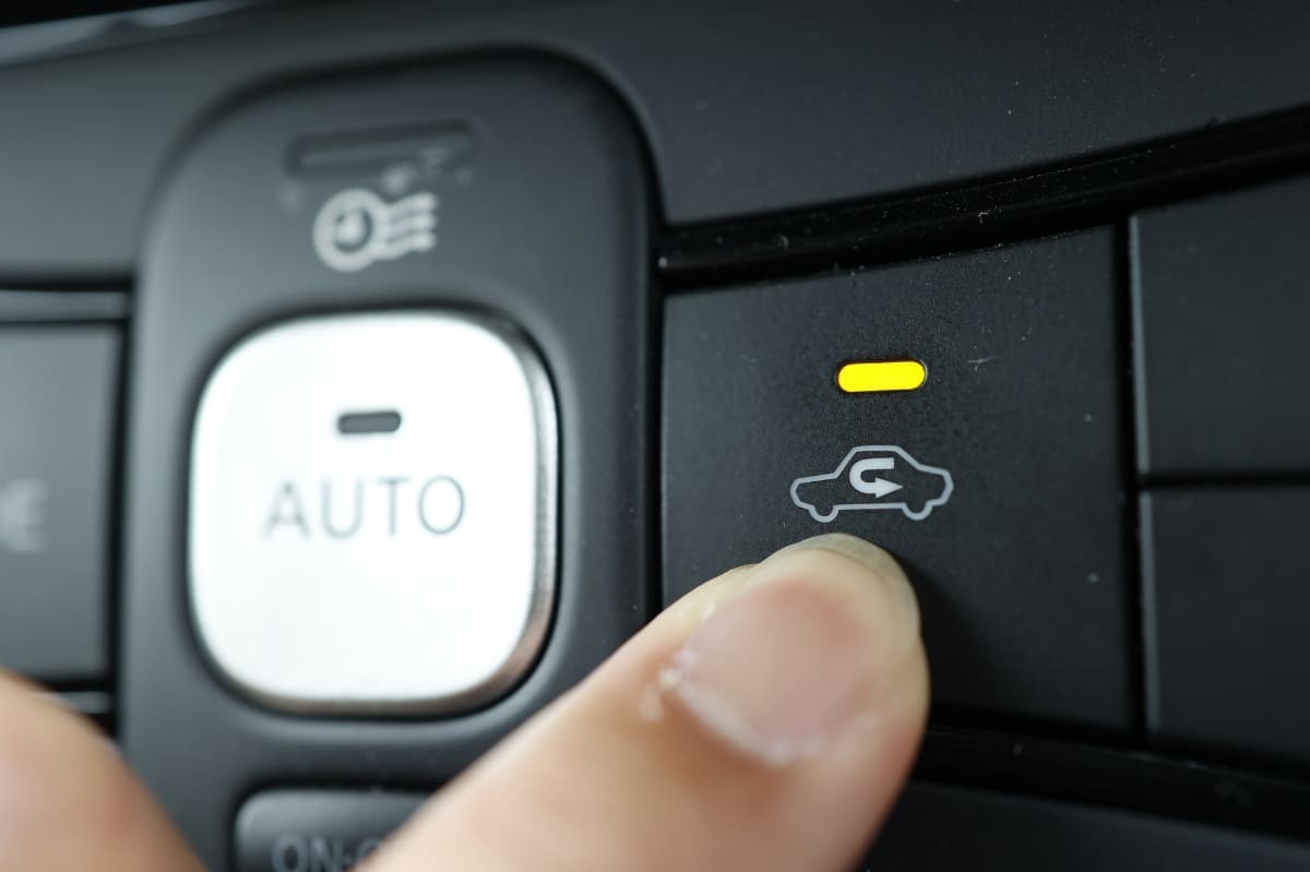 車内の灼熱
