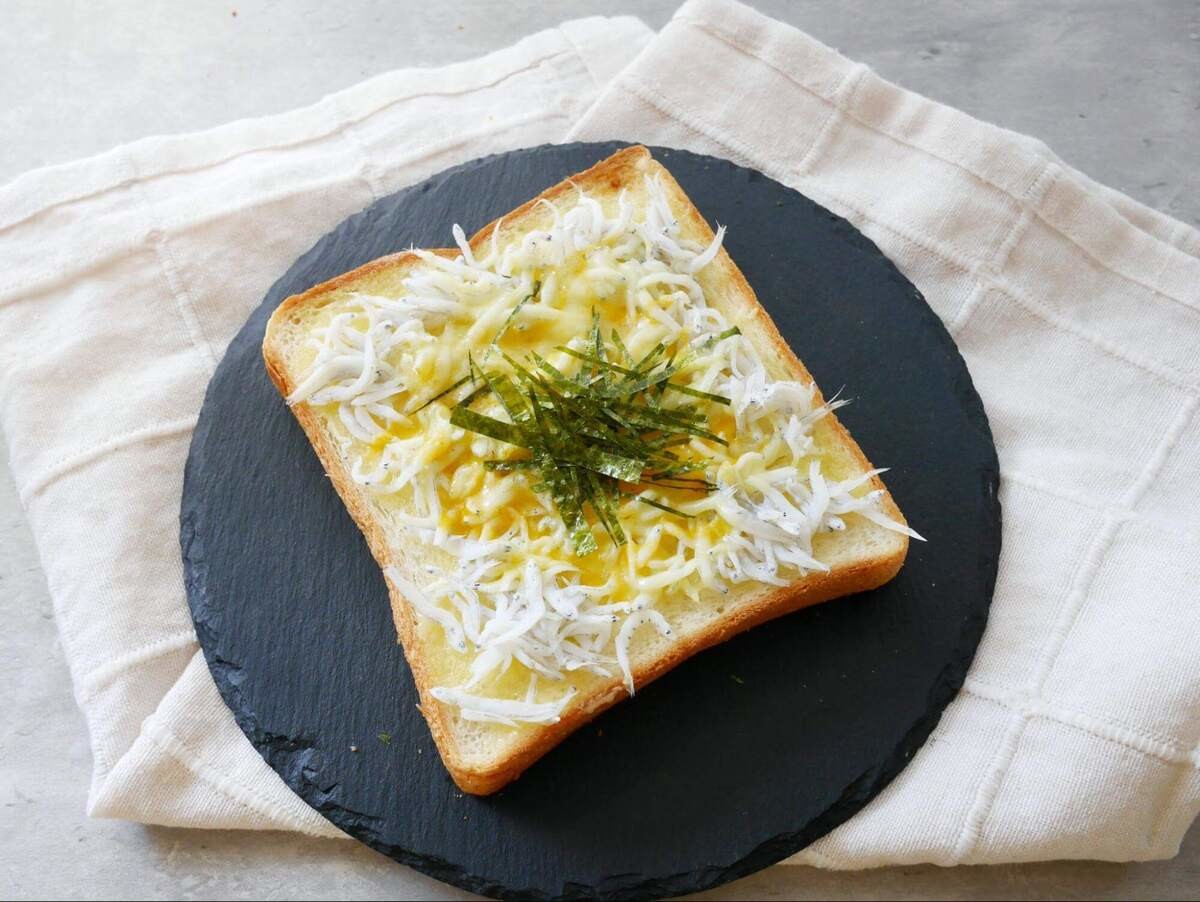食パン
