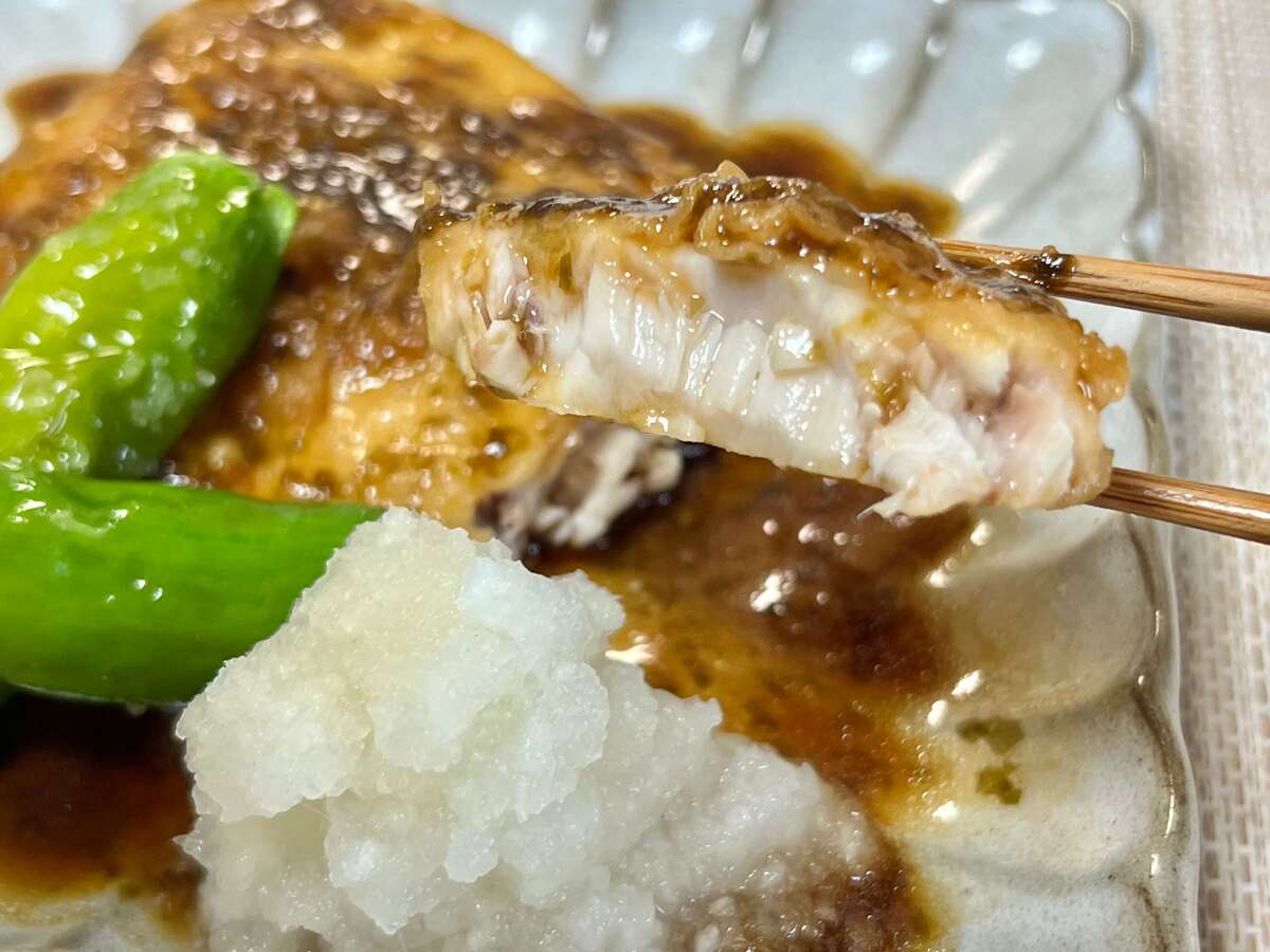 カジキの照り焼き みぞれ添え