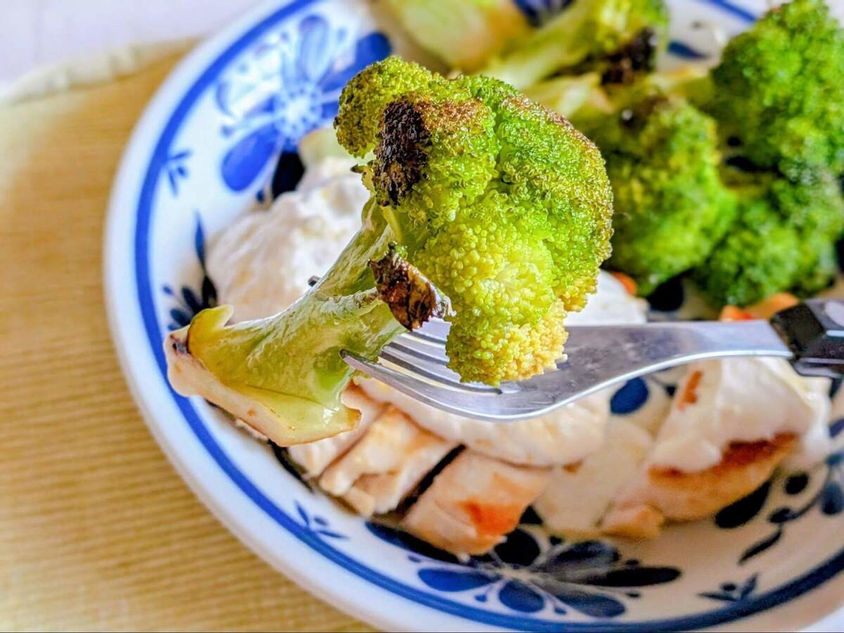 ブロッコリー&チキンソテー ヨーグルトソース