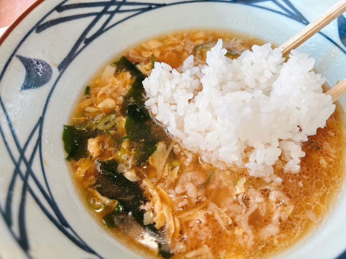 丸亀製麺「肉がさね玉子あんかけ 並(税込840円)」