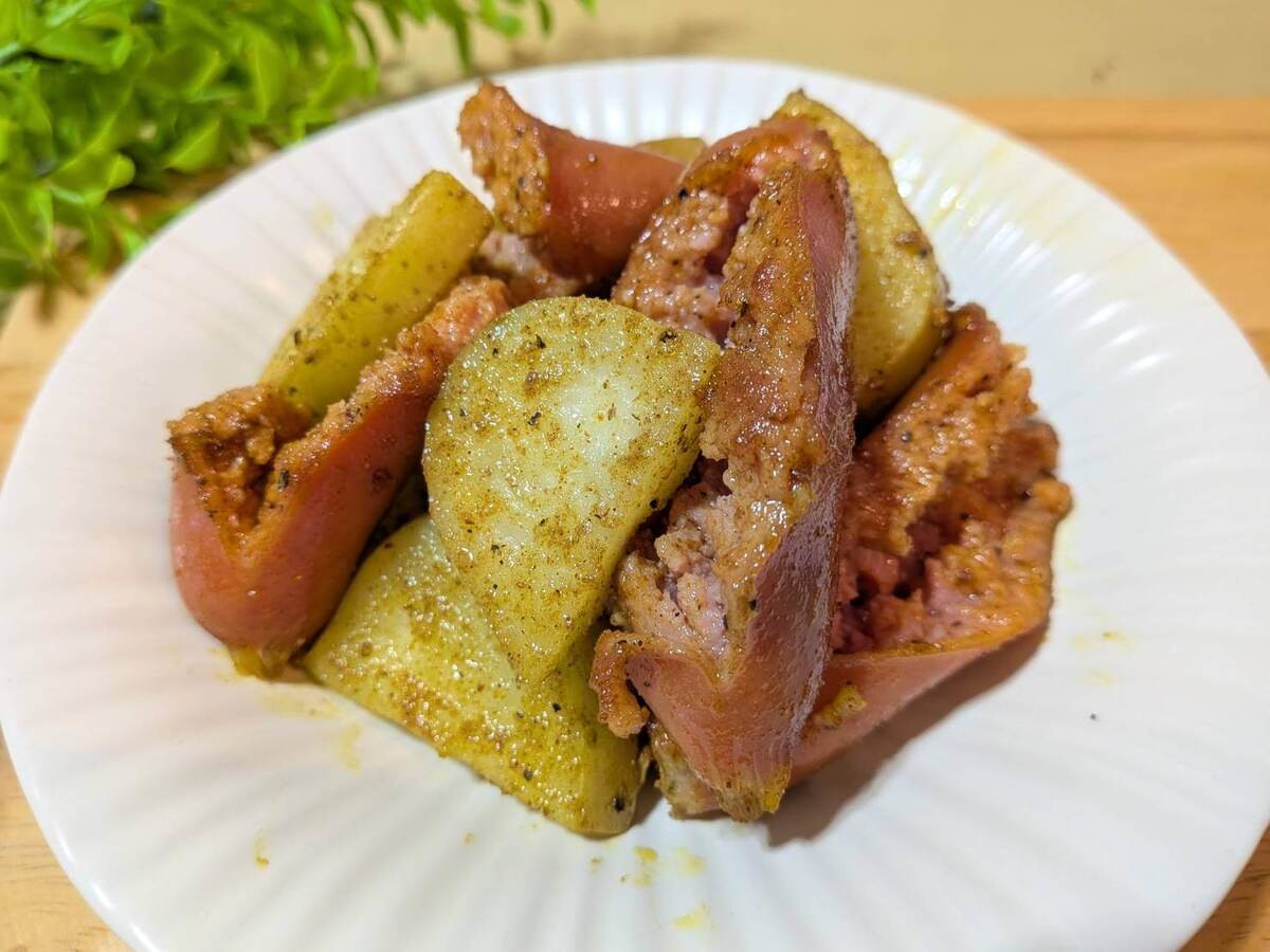 千鳥・大悟さん「カレー粉じゃがウインナー」のレシピ