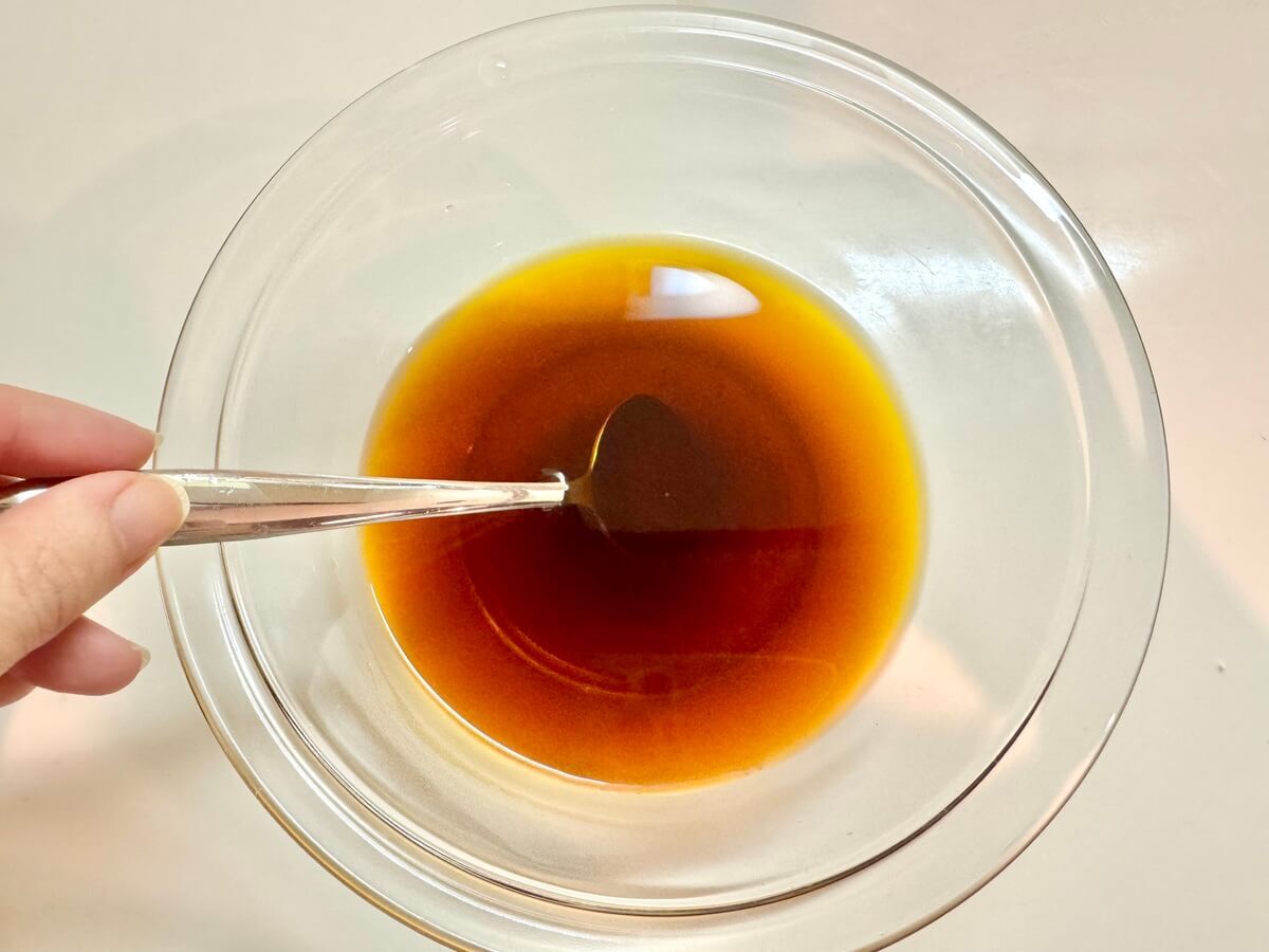 まるみキッチンさん「厚揚げと豚バラの角煮風うま煮」