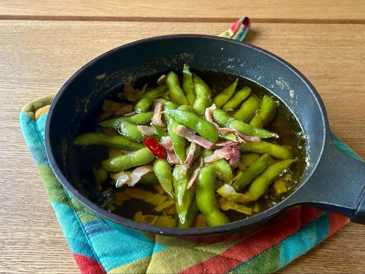 相葉マナブ「枝豆のさやごとアヒージョ」