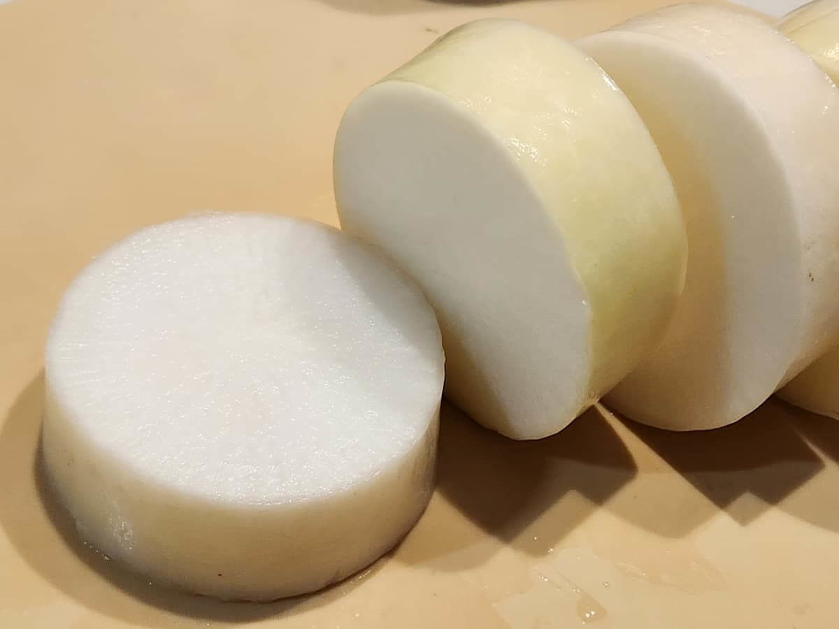 大根に一瞬で味を染み込ませるための下ごしらえの手順