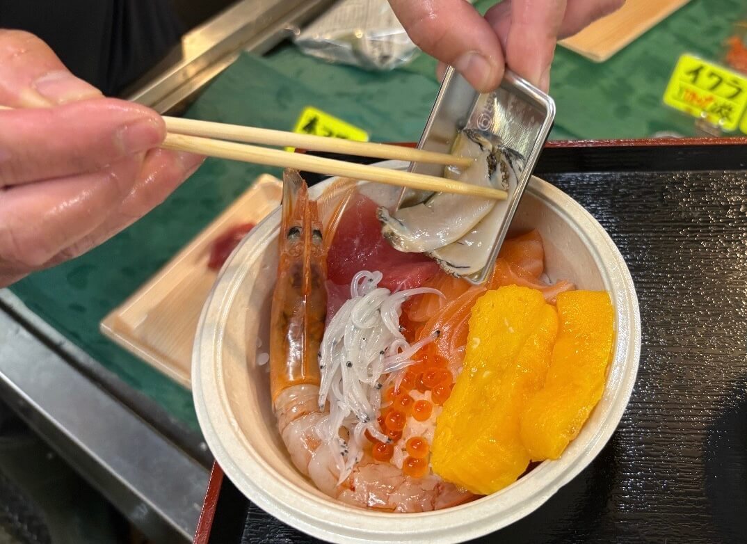 青森魚菜センター「のっけ丼」