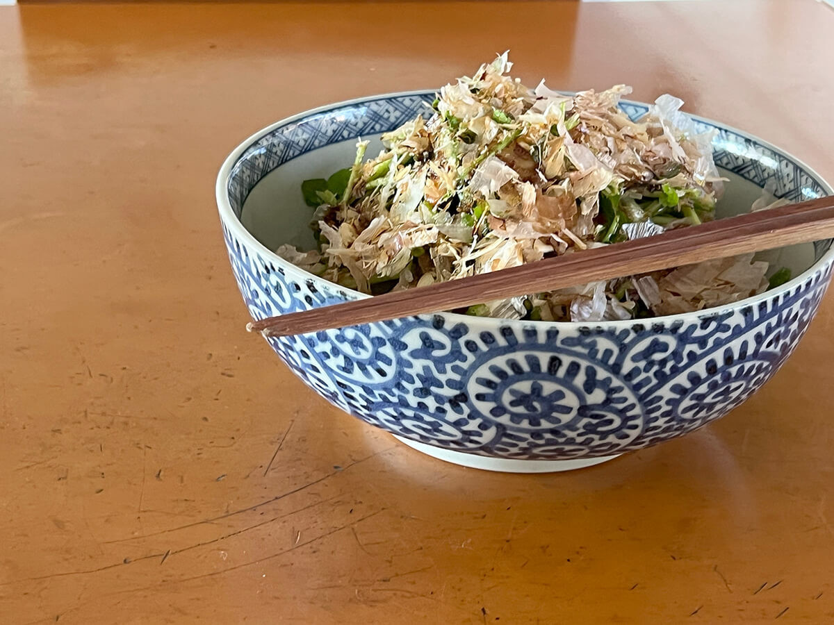 和田明日香さん「セリの豚キムあえ」