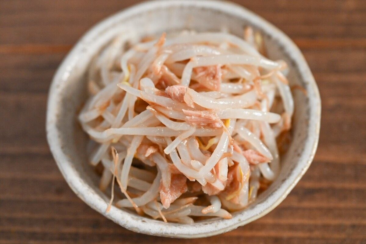 ツナ缶ともやしのオイスターナムル