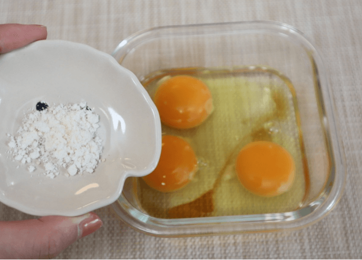 リュウジさん「巻かない卵焼き」のレシピ