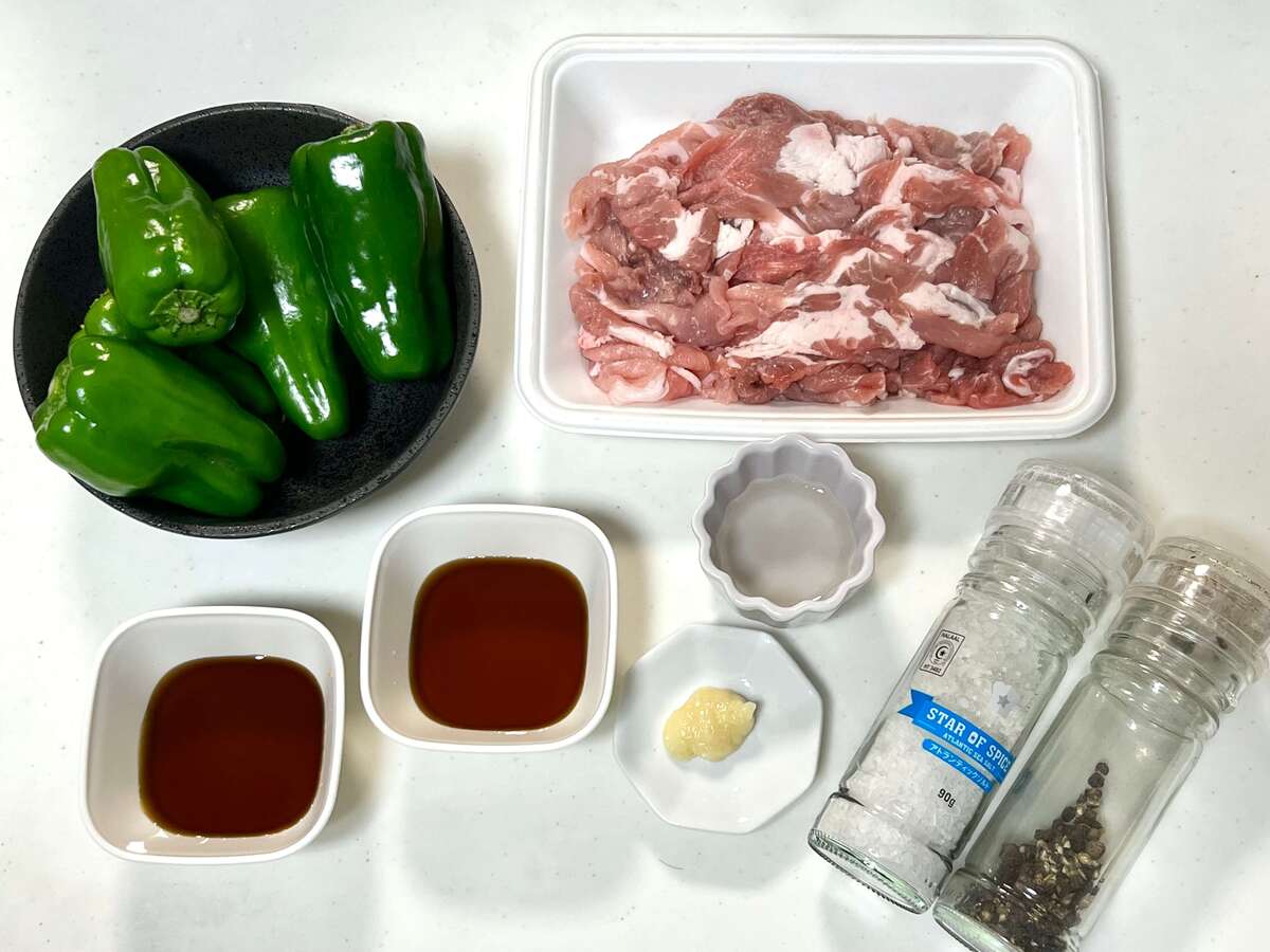 シン・ピーマンの肉詰め