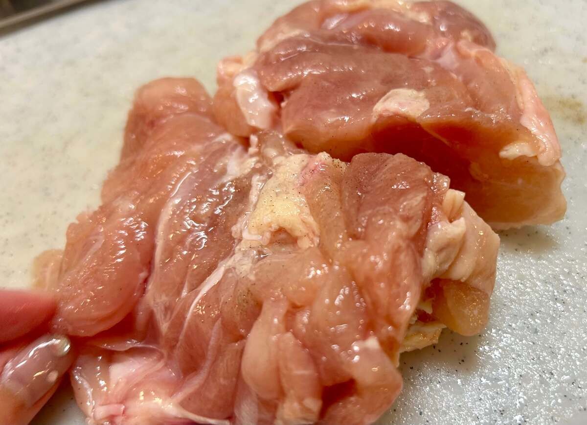 舘野鏡子さん「春キャベツと鶏肉のガーリックステーキ」