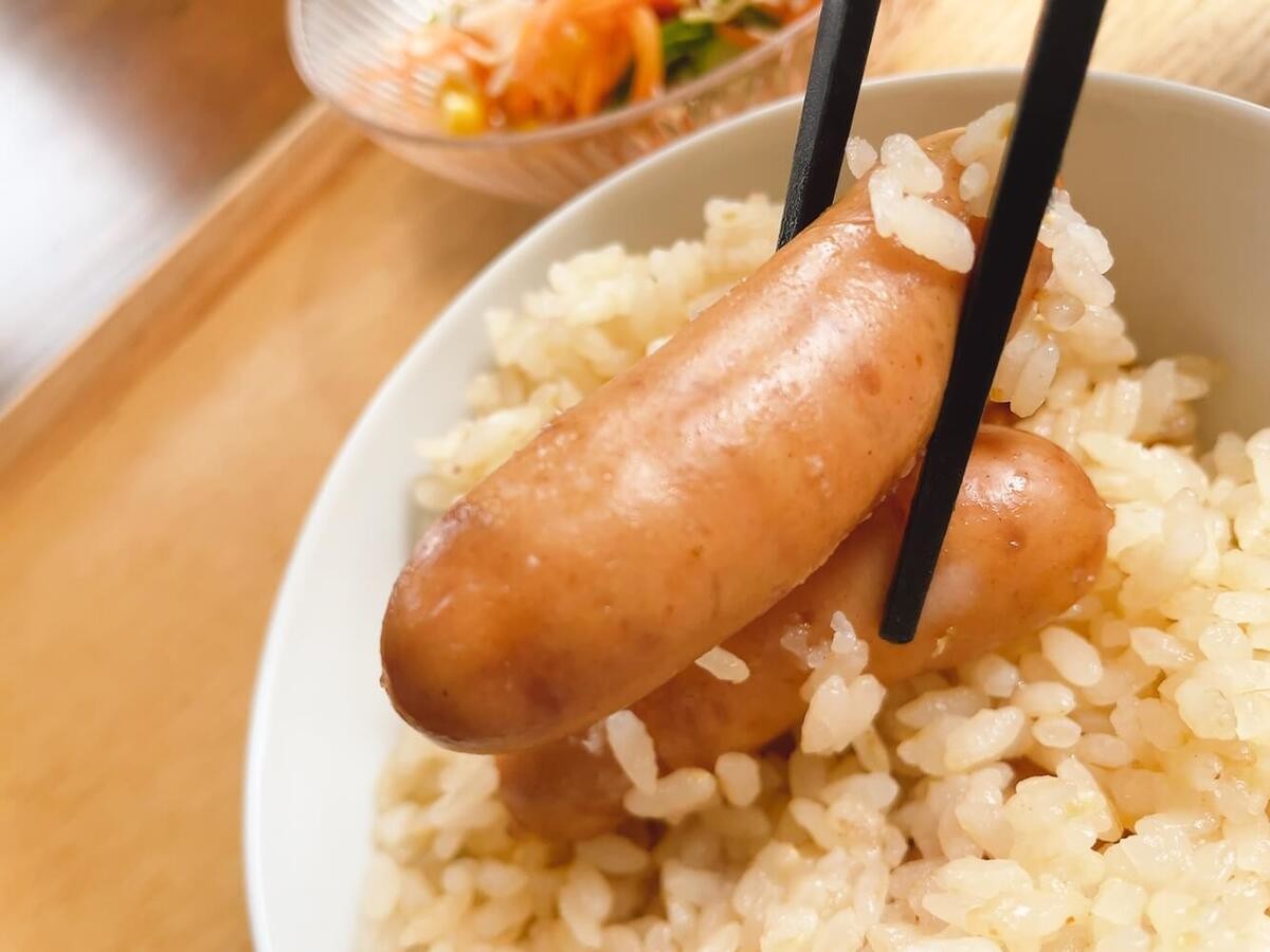 丸ごとソーセージの炊き込みご飯