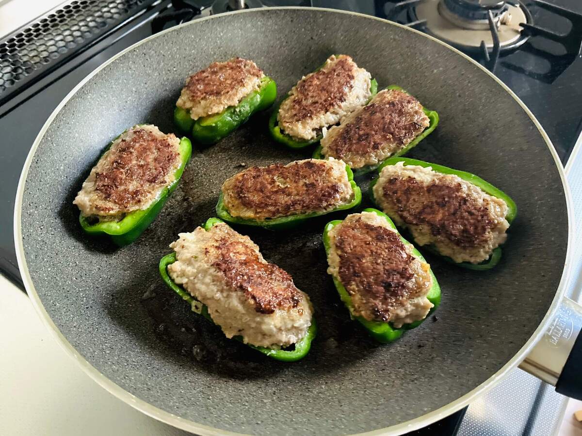 ピーマンの肉詰め