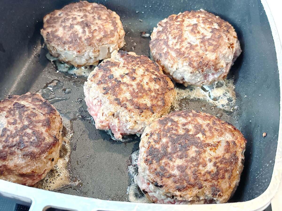 佐藤勝利さん「ハンバーグ」
