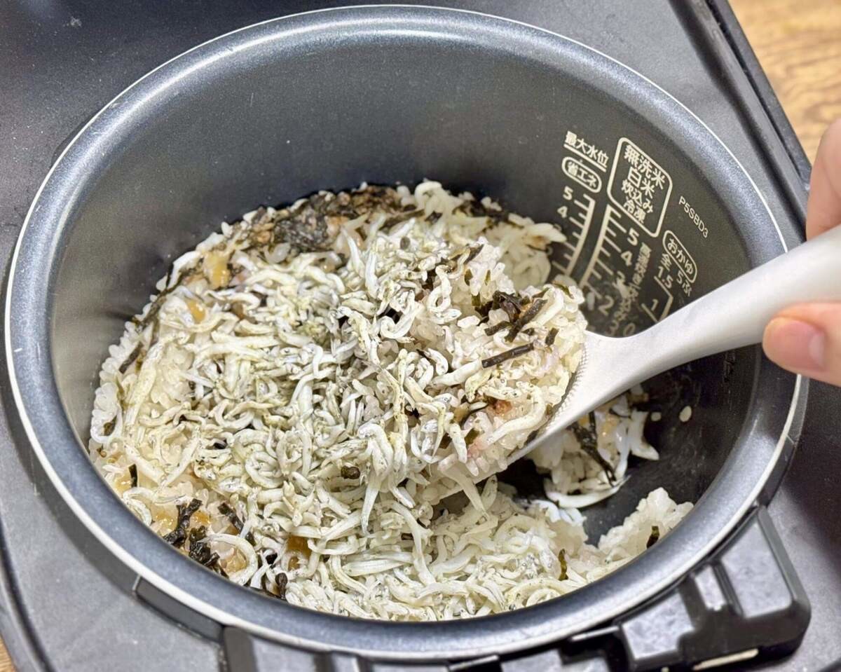 釜揚げシラスの炊き込みごはん