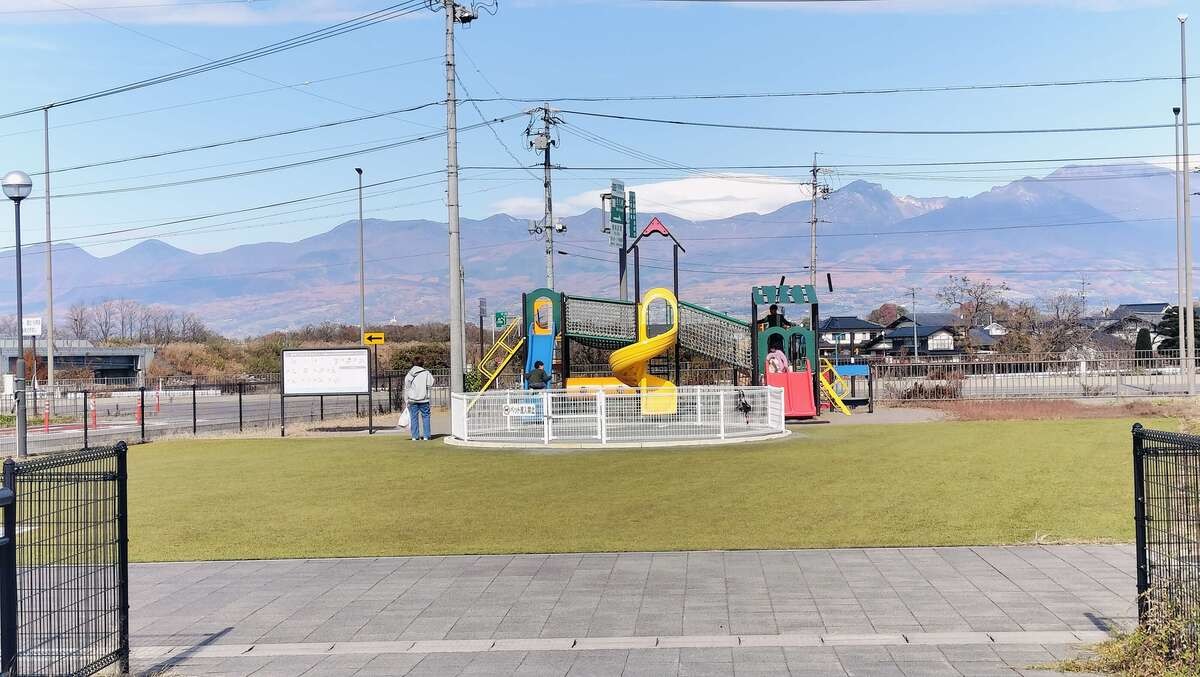 「道の駅 ヘルシーテラス佐久南」
