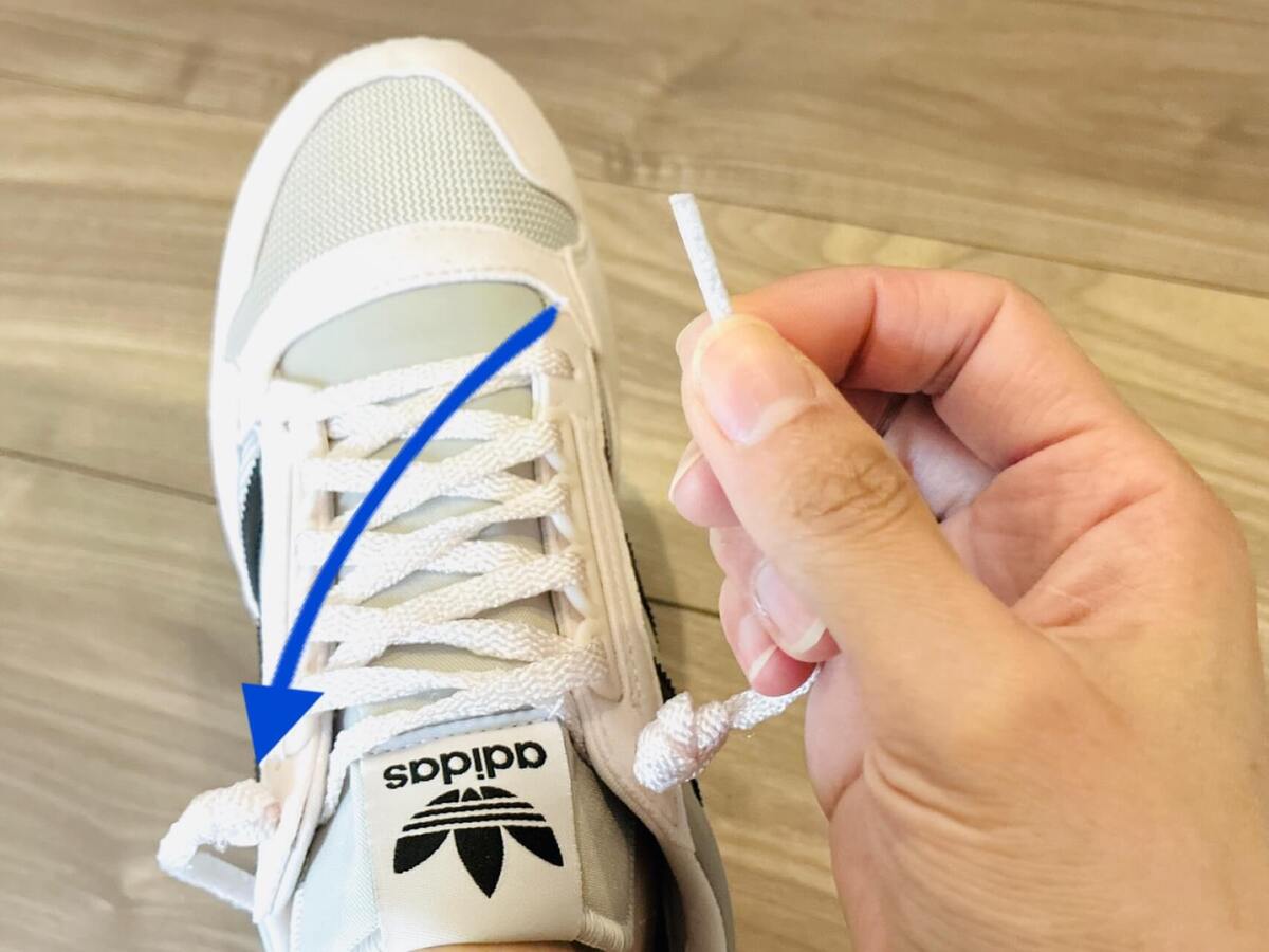 スニーカーの靴紐、もう結ばなくていいの！？
