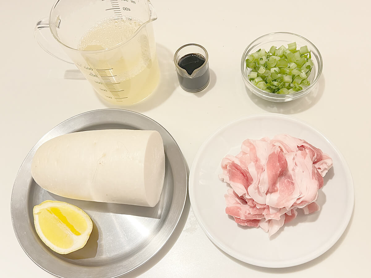 ひらひら大根と豚バラのさっと煮