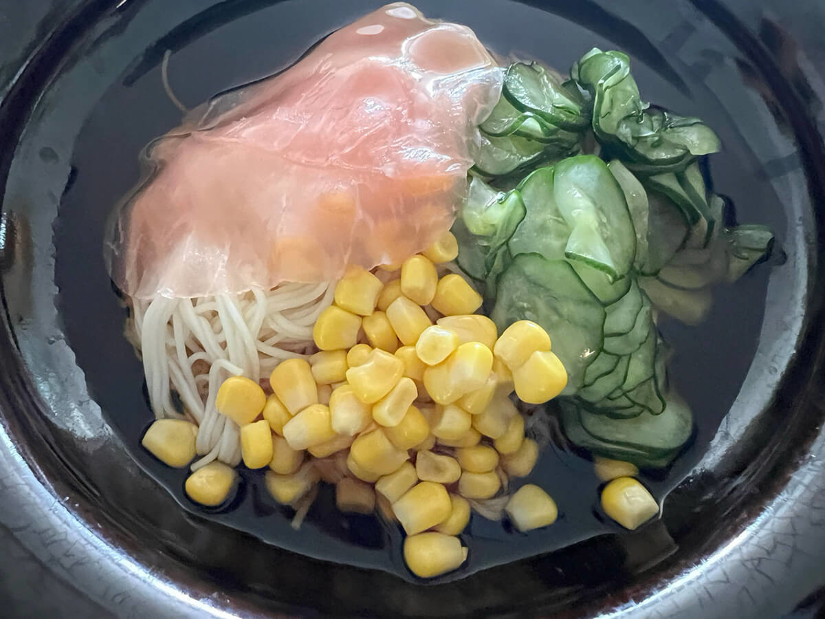 凍りトマトのぶっかけそうめん