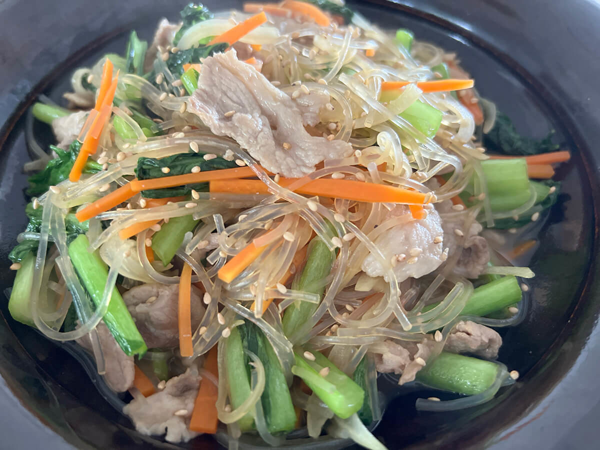 ヒガシマル醤油公式「小松菜のチャプチェ」