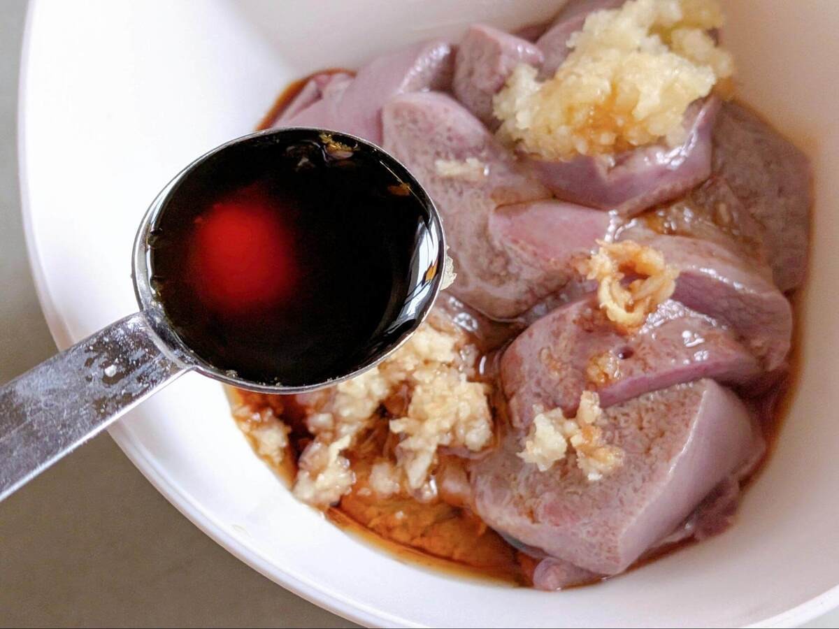 『けんまさきっちん』さん「王将風ニラレバ」のレシピ