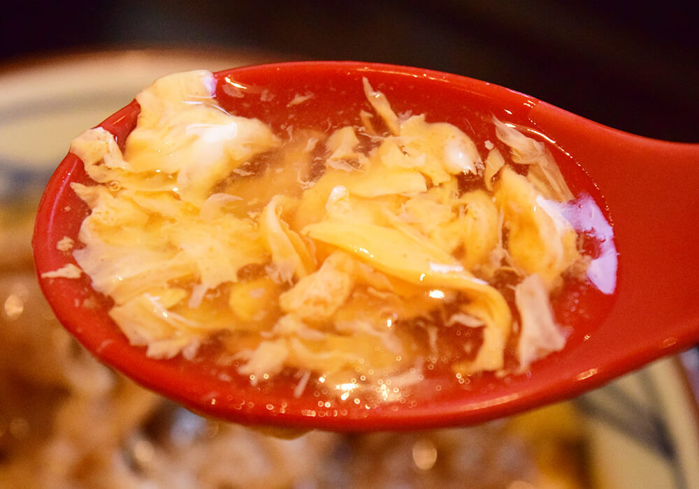 丸亀製麺「肉がさね玉子あんかけうどん」