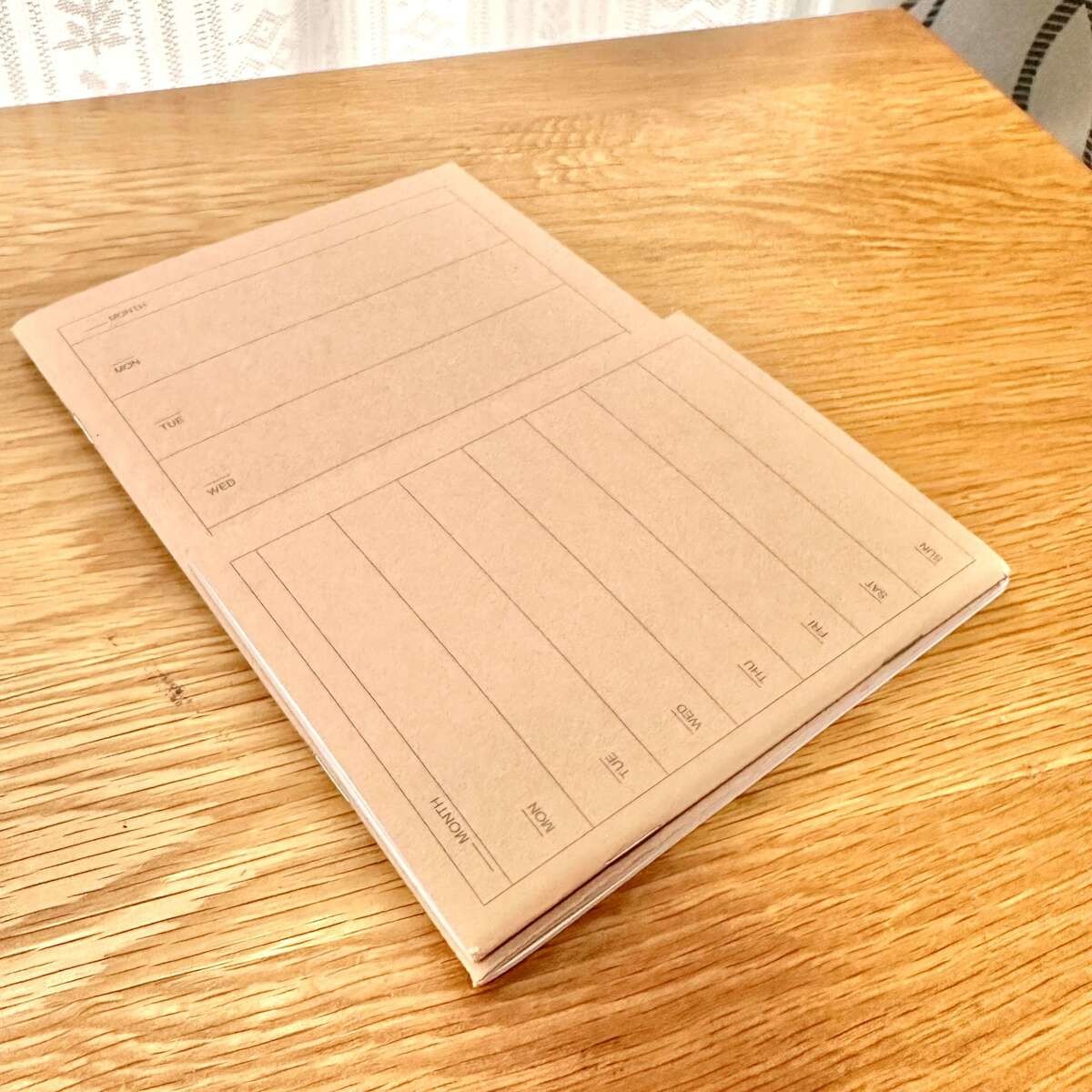 無印の「ノート・ウィークリー」