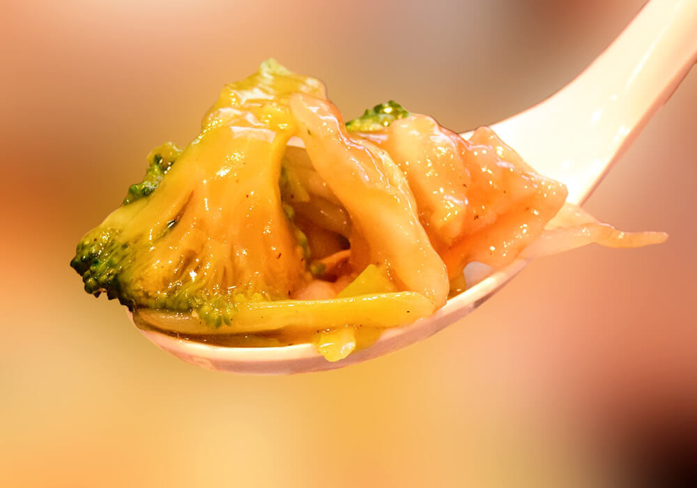 日高屋「肉ニラらーめん」実食レポ