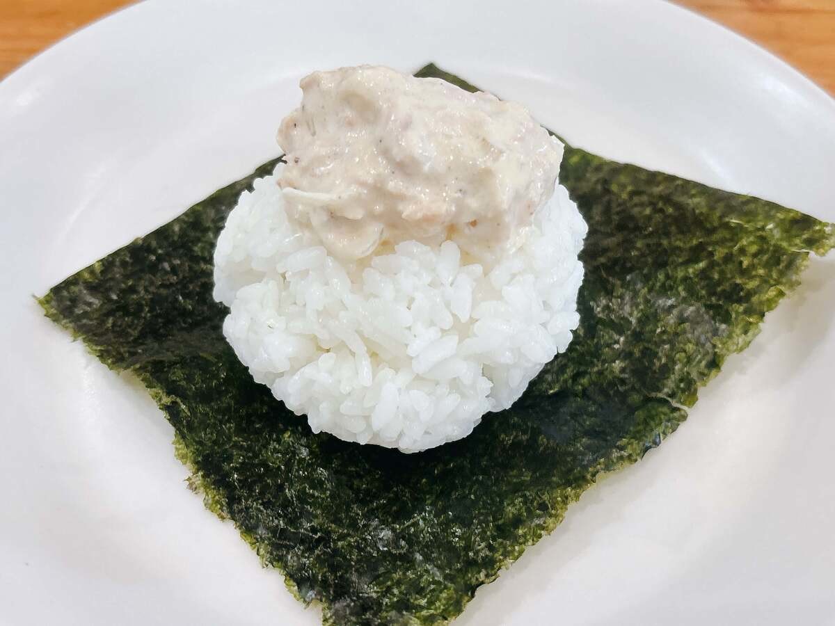家事ヤロウ公式SNS「おにぎり太郎さんのツナらっきょうおにぎり」