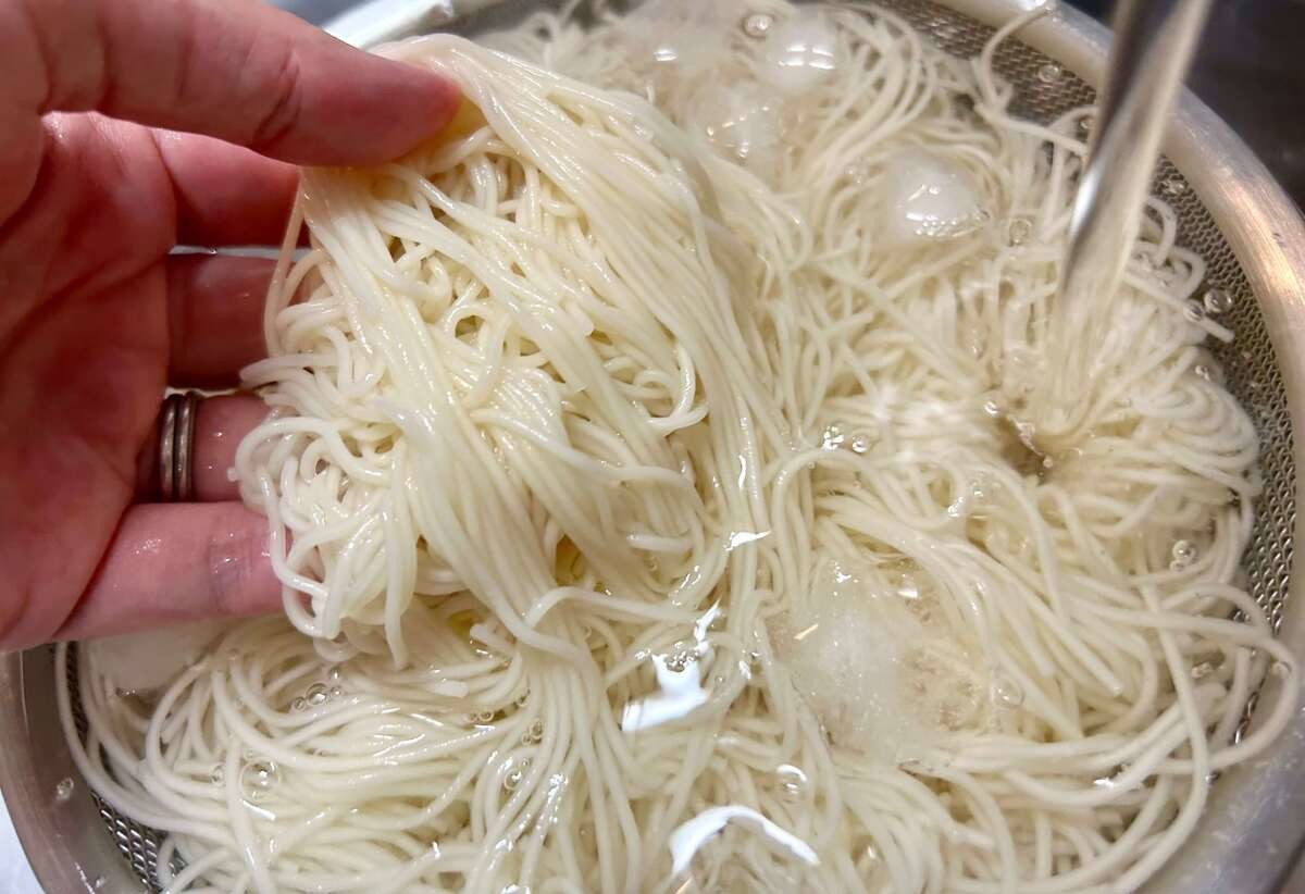 理研ビタミン公式「ザクザク食感♪ビビンそうめん」