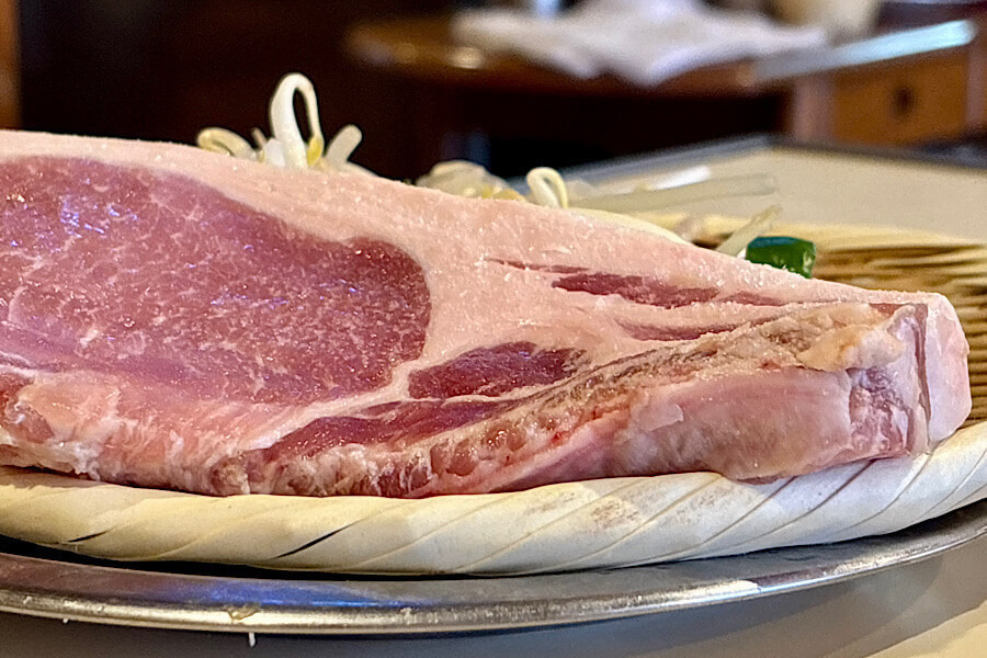 ステーキハウス鉄板焼 不二