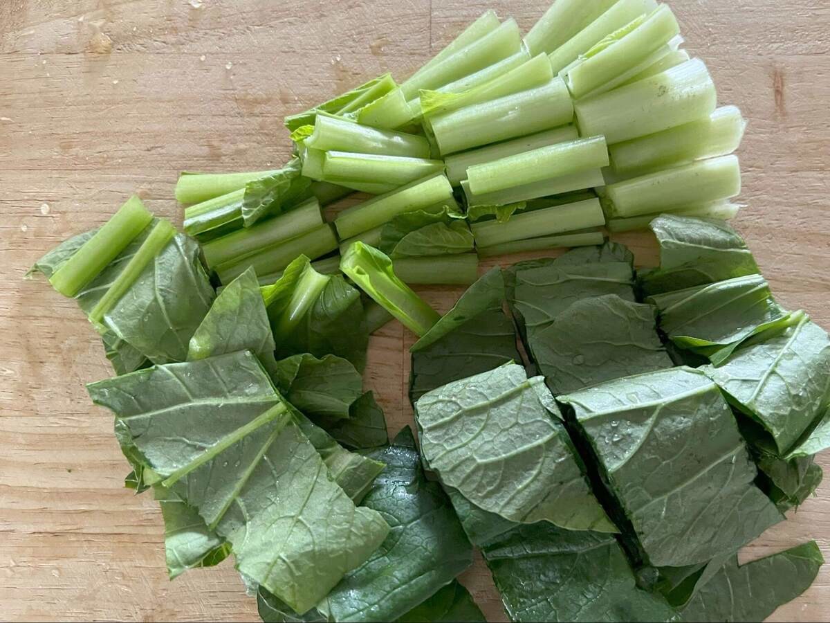 ヒガシマル醤油公式「小松菜のチャプチェ」