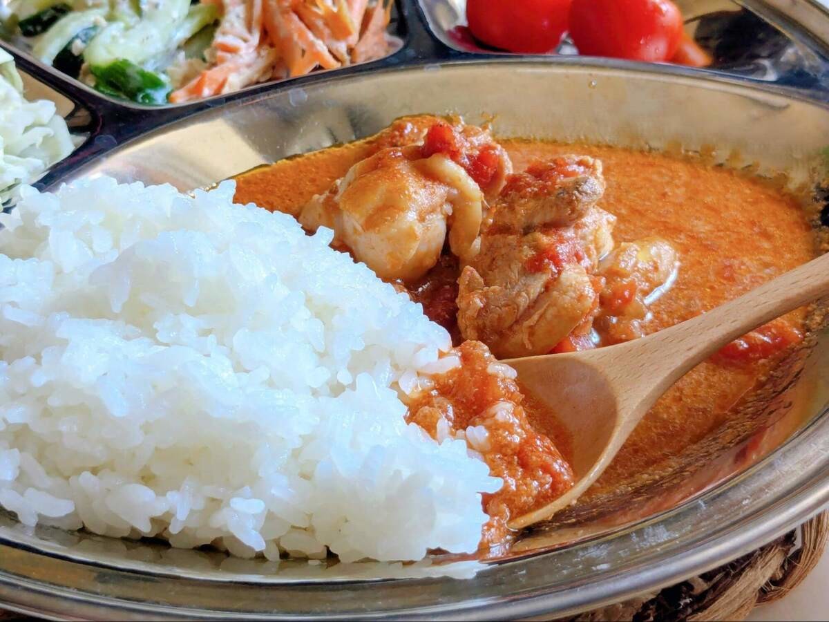 目黒蓮さん「バターチキンカレー」のレシピ