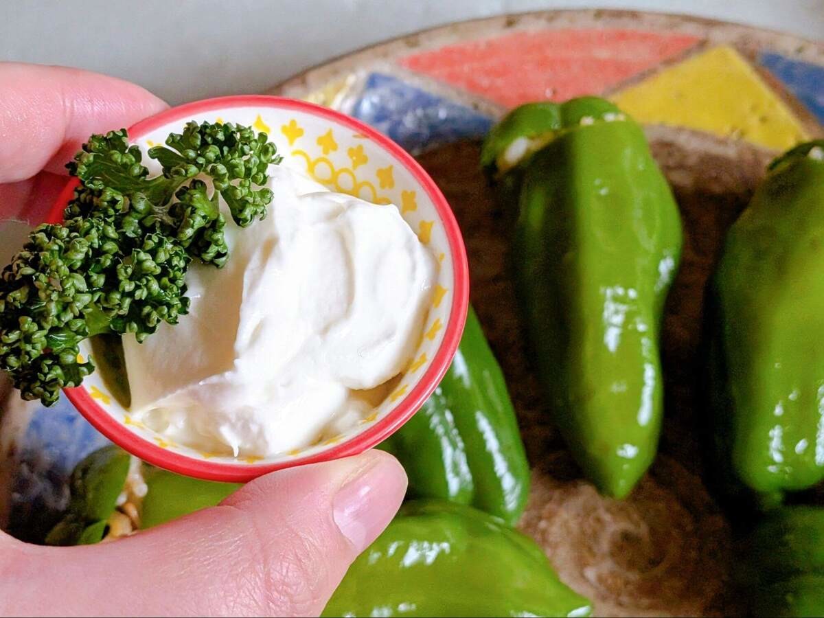 マロンさん「丸ごとピーマンのケチャップライス詰め」