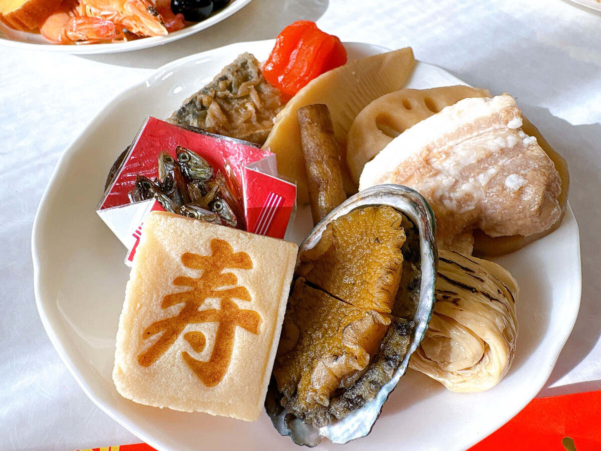 トップバリュ 和風三段重「愉」