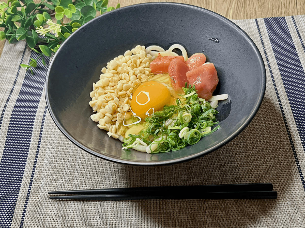 イチカツ料理チャンネル「明太釜玉うどん」風レシピ