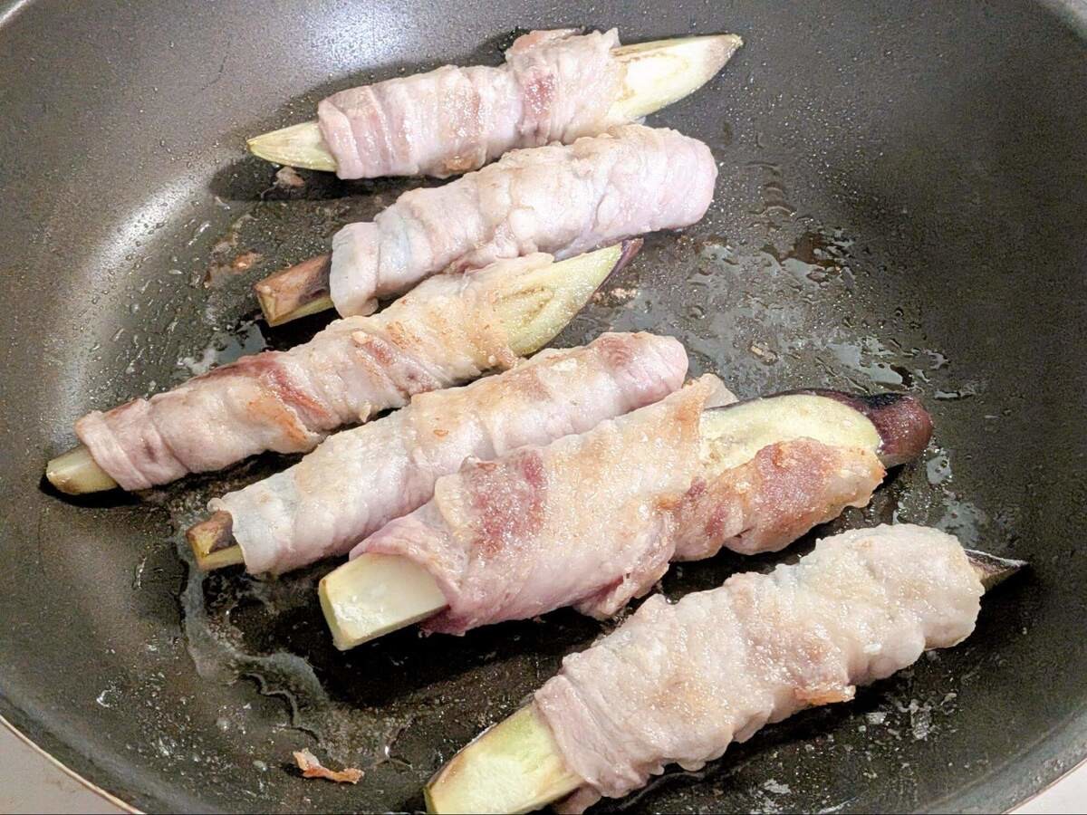 韓国風とろなすの辛旨肉巻き