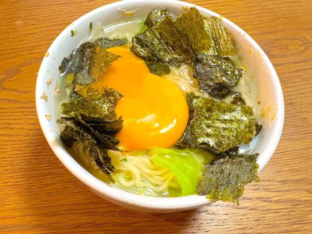 藤田ニコルさん「先まぜ!味マシ!塩らーめん」のレシピ