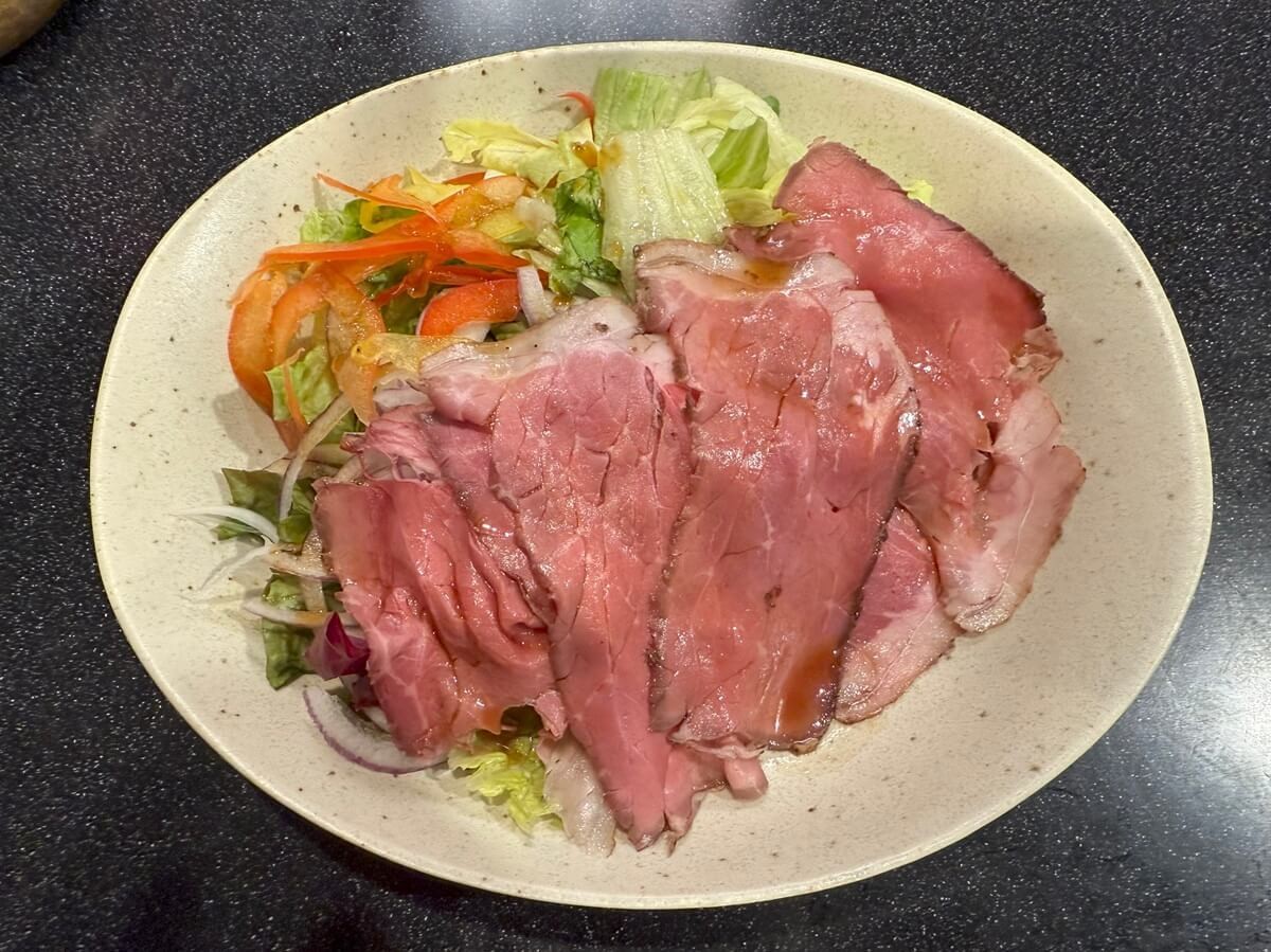 薄くてとろける～！シルクのような食感のローストビーフ