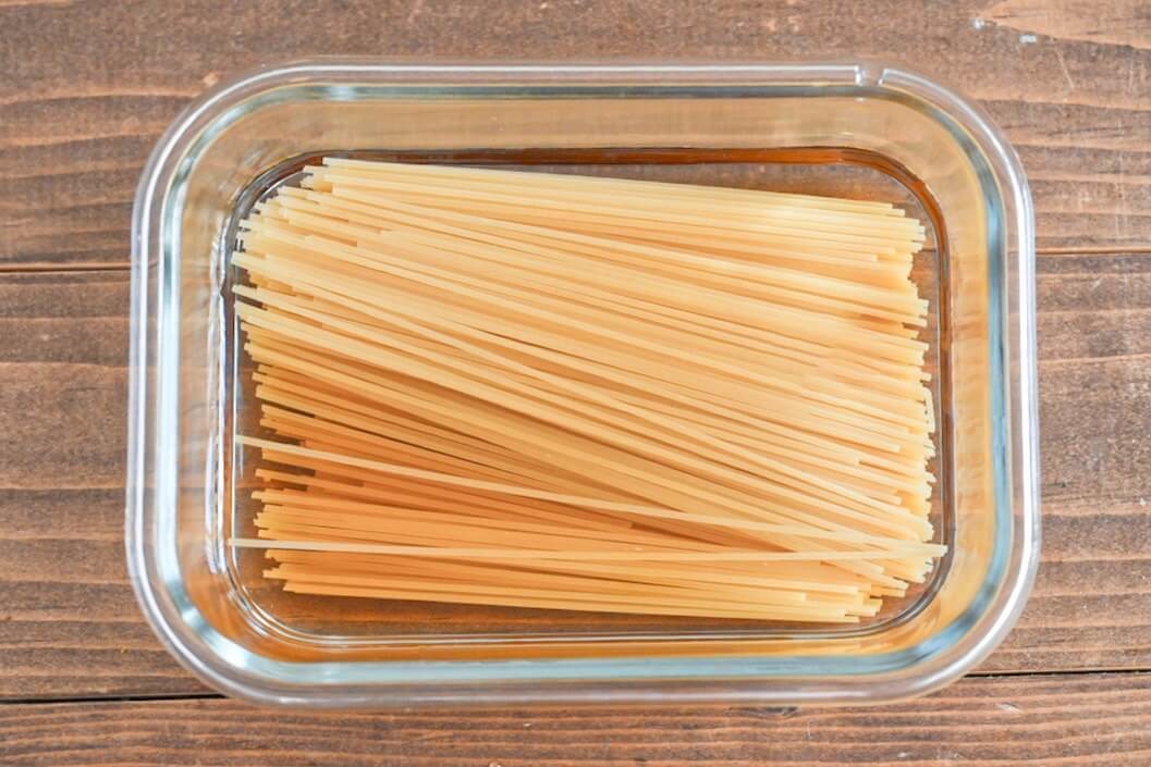 「ベーコンとしめじの和風レモンパスタ」のレシピ