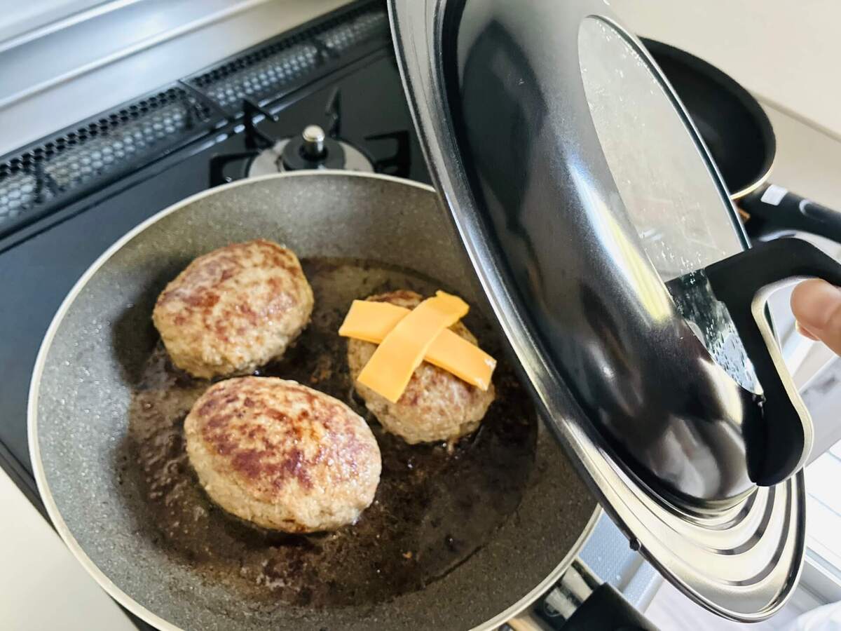 料理教室のBonちゃん×Tokyo T’s Kitchen「元店長がこっそり教えるびっくりドンキーのハンバーグ」のレシピ
