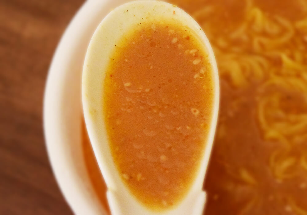 ローソン「スープ激うま！札幌味噌ラーメン」