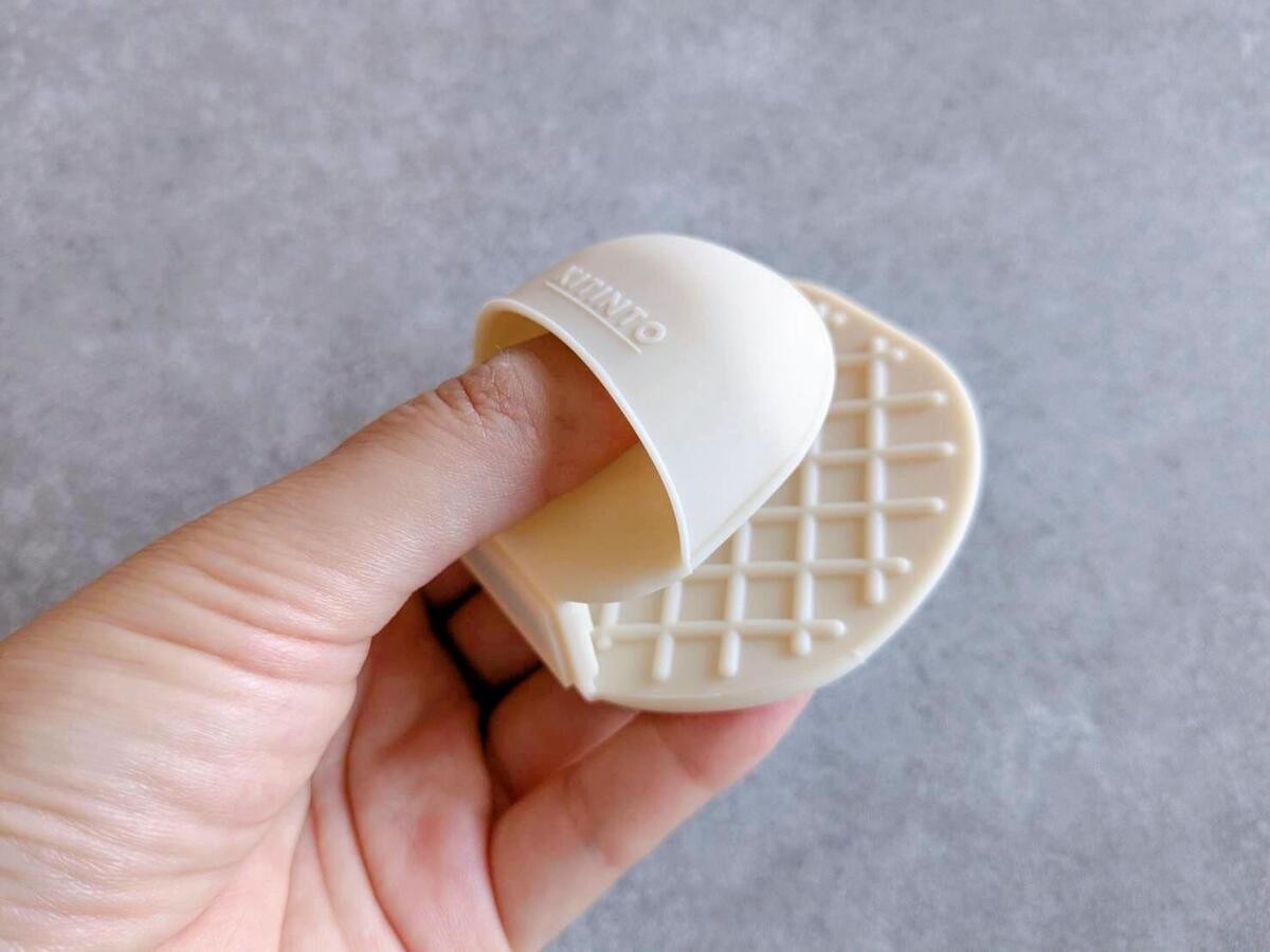 掃除が嫌なら汚さなければ良いのです。「汚れ防止マット」